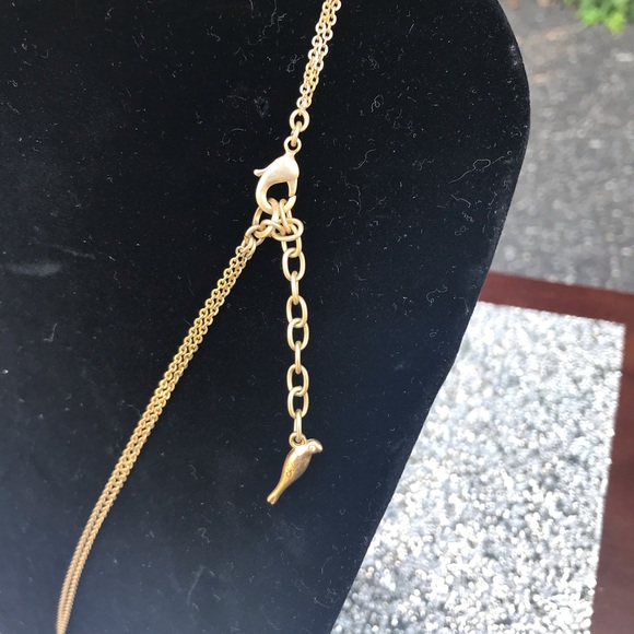 🆕 Elegant Chloe+Isabel Mint Medallion Necklace - Picture 5 of 5